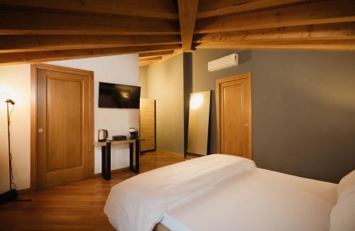 Liedolo House | ELBI Suites - Countryside Retreat