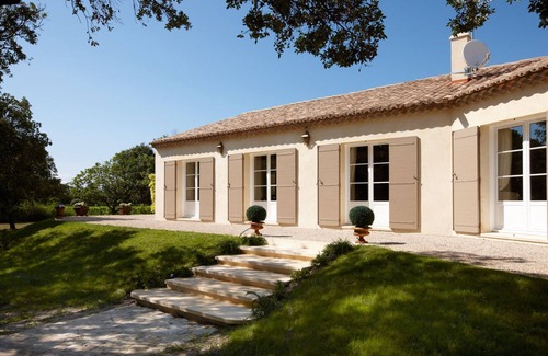 Visan House | Elegance and simplicity in the heart of the vineyards