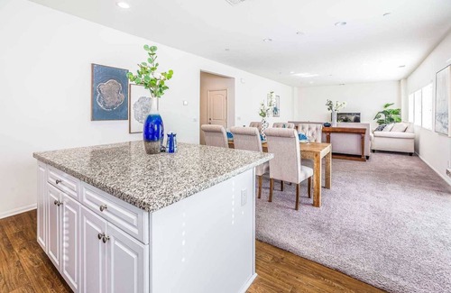 Ontario House | Elegance on Newton #41475