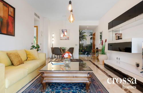New Golden Mile Apartment | Elegance & Peace, Sunny Terrace, Toscana Hills