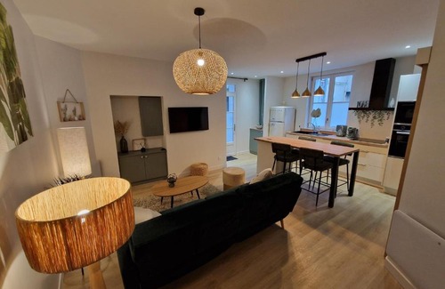 Bourges Apartment | Elegance Showroom - Appartement en Hyper Centre