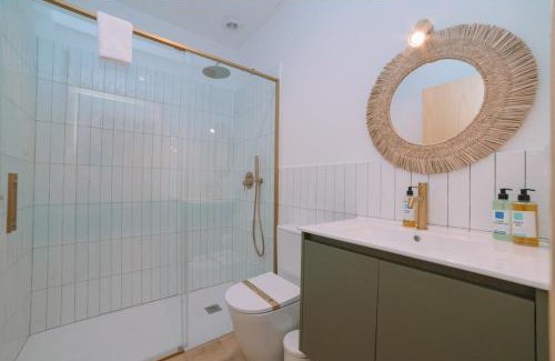 Vigo Apartment | Elegancia luz y calidez - Apto 1 by CABANA Rentals