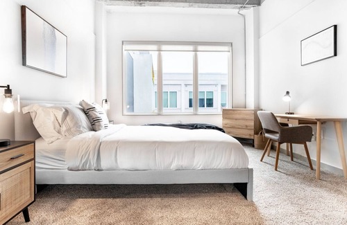 SoNo Apartment | Elegant 1 bed apartment located in SoNo neighborhood