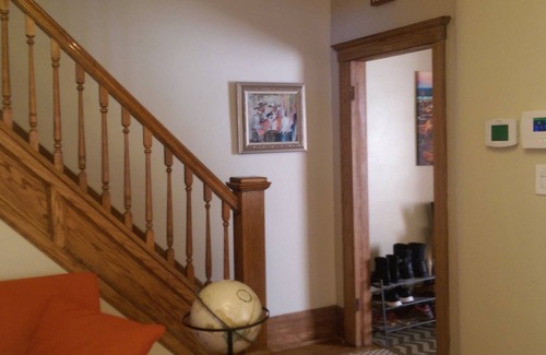 Mexicantown - Southwest Detroit House | Elegant 1900 Brick Townhome - MexicanTown Near Clark Park