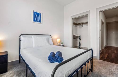 Fort Worth Apartment | Elegant 2 BD 2BA Retreat Ideal for Comfort Style