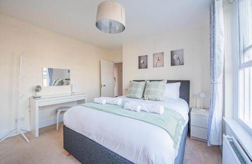 South Hampstead Apartment | Elegant 2-Bedroom Flat in London