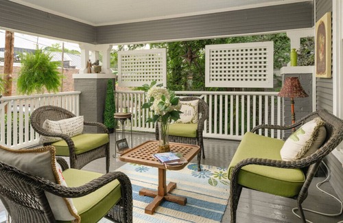 North Chattanooga House | Elegant 2BR North Chatt Bungalow-AMAZING Location!