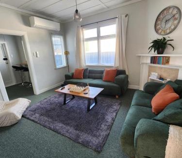 Palmerston North House | Elegant 3 Bedroom Home, walking distance to the Arena
