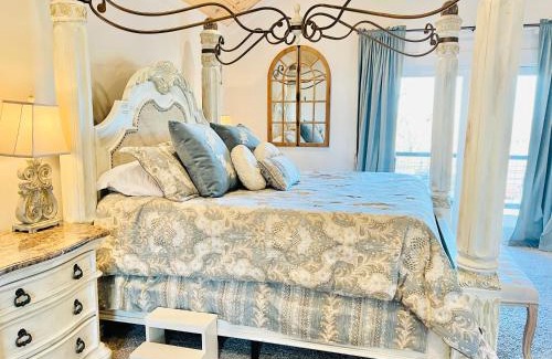 Nelson House | Elegant 3BR 2BA Retreat Near Ball Ground & Venues