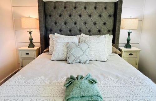 Nelson House | Elegant 3BR 2BA Retreat Near Ball Ground & Venues
