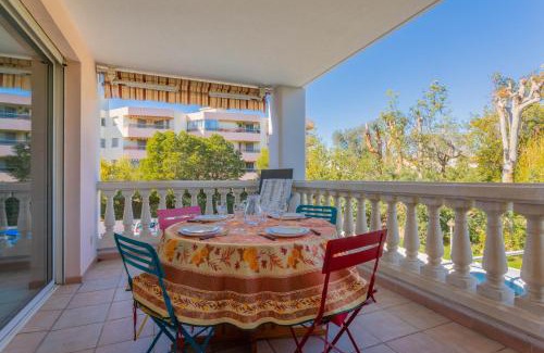 Saint-Raphael Apartment | Elegant 45m² Piscine Terrasse