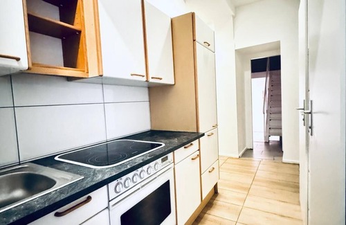 Brigittenau Apartment | Elegant 5BR Home Ideal for Families