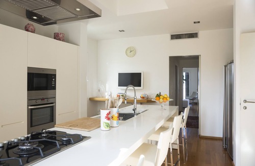 Trapani City Centre Apartment | Elegant and comfortable penthouse, with sea view and historic center of Trapani