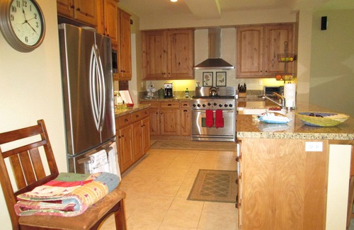 Mammoth Lakes House | Elegant and Luxurious Open Plan Living at The Lodges in Snowcreek