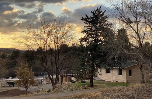 Cornville House | Elegant and modern comforts in a western ranch setting