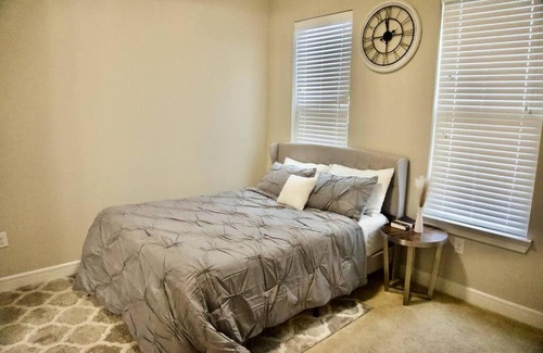 Frisco Apartment | Elegant and spacious 1 bedroom rental