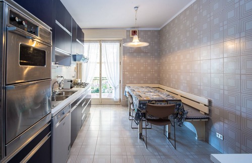 Sanremo Apartment | Elegant and spacious apartment with a view in San Remo
