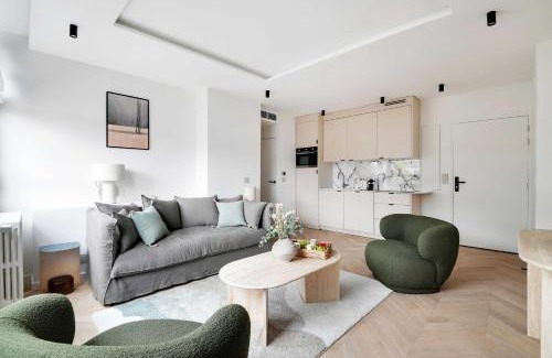 8th Arrondissement Apartment | Elegant apartment - 3BR-8P - Champs-Elysées