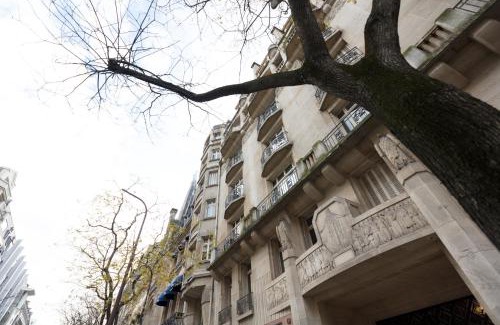 Porte-Dauphine Apartment | Elegant Apartment - Eiffel Tower