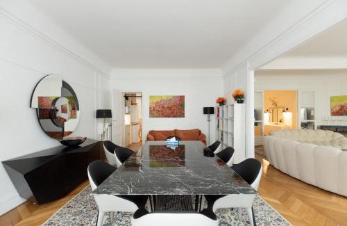 Porte-Dauphine Apartment | Elegant Apartment - Eiffel Tower