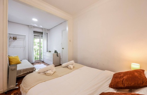 Arganzuela Apartment | Elegant Apartment in Madrid