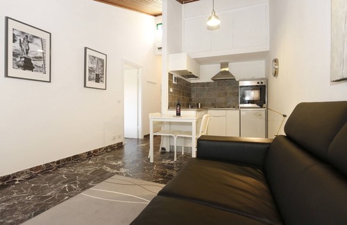 San Niccolo Apartment | Elegant Apt In Florence With View