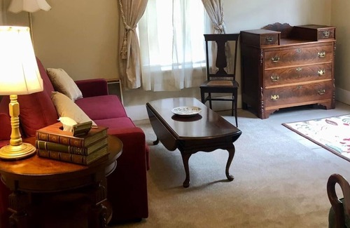 Hillsdale Apartment | Elegant Apt near Catamount, Tanglewood, Berkshires and Hudson