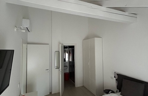 Cagnola Apartment | Elegant attic apartment Portello/Piazzale Accursio area (a few steps from City Life)