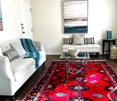 Burlington Apartment | Elegant Brand New Apartment in Central Burlington