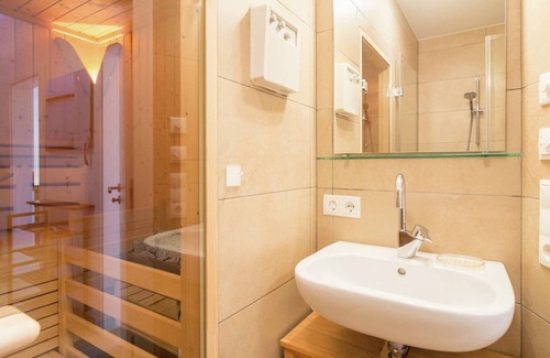 Schonbach Apartment | Elegant chalet with sauna in Mittersill, Salzburg