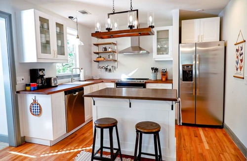 Earlewood House | Elegant Charleston Style Home 2BR ☆Downtown Cola☆