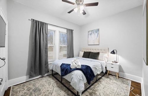 Lee's Summit House | Elegant Charm & Newly Renovated in Prime Location