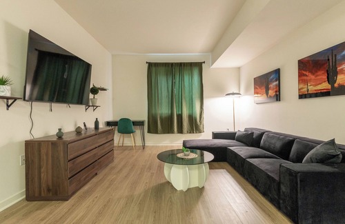 Downtown Apartment | Elegant & Charming 2BR/2BA Apartment