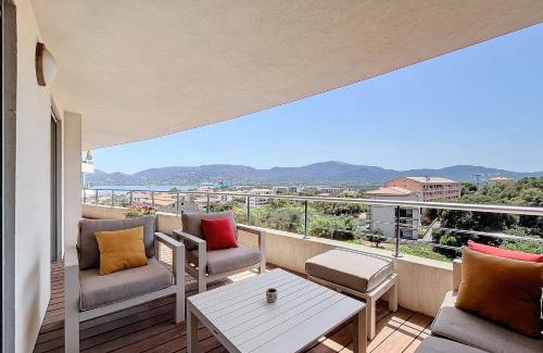 Porto-Vecchio Apartment | Elegant Design Apt With Balcony And Pool