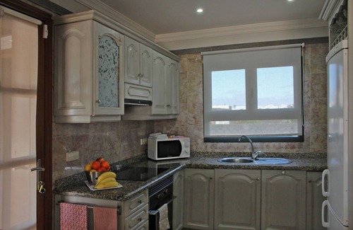 Playa Blanca Villa | Elegant Detached Villa: Private Heated Pool, Free Wifi, BBQ & Beatiful Garden