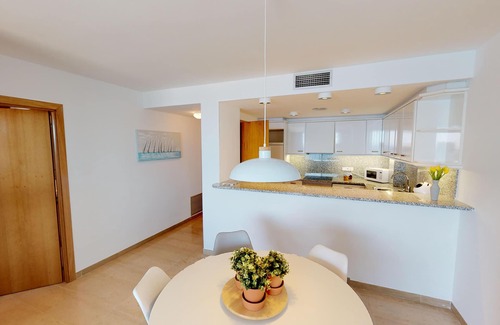 Sant Antoni de Calonge Apartment | Elegant apartment with direct access to the beach