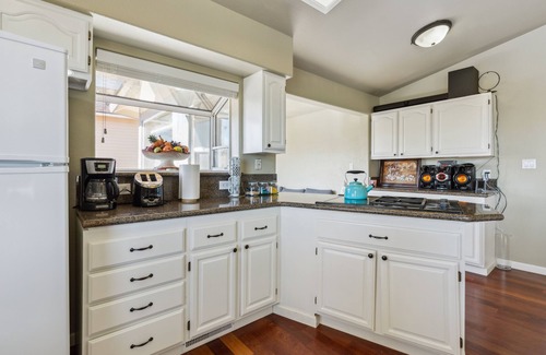 Northeast Reno House | Elegant Escape 4 Bedroom Home by RedAwning