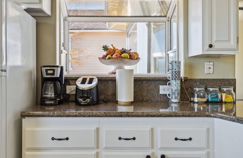 Northeast Reno House | Elegant Escape 4 Bedroom Home by RedAwning