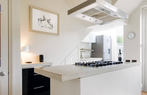 Northcote House | Elegant Family Home near Wandsworth Common