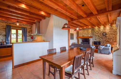 Saint-Medard-d'Excideuil House | Elegant Villa on Historic Domaine