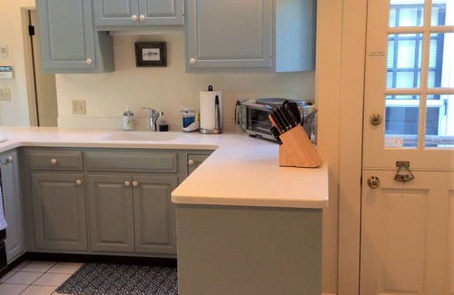 Harwich Port House | Elegant Harwich Port Home, Walk to private association beach and Village!