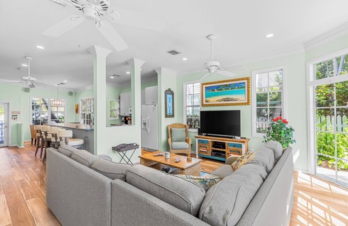 Bahama Village House | Elegant home with with patio & community pool - walk to beaches & Duval Street
