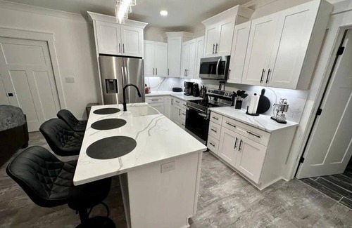 Jersey Condo | Elegant Lakefront Suite just 7 miles from Mystic Grill!