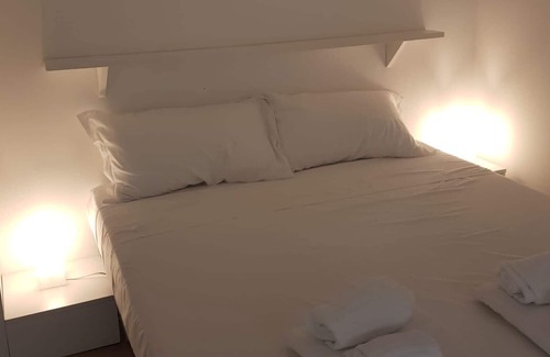 Tricolore Apartment | ELEGANT LOFT MILANO CENTER