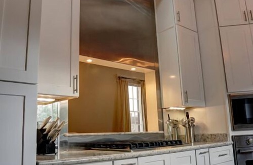 Garden District Condo | Elegant, Luxuriously Furnished Historic Property In The Garden District Sleeps 4