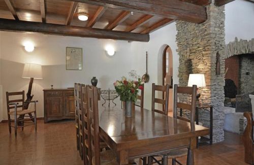 Beaucaire Villa | Elegant Mansion in Provence
