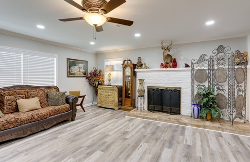 Algiers House | Elegant New Orleans Escape w/ Furnished Porch!