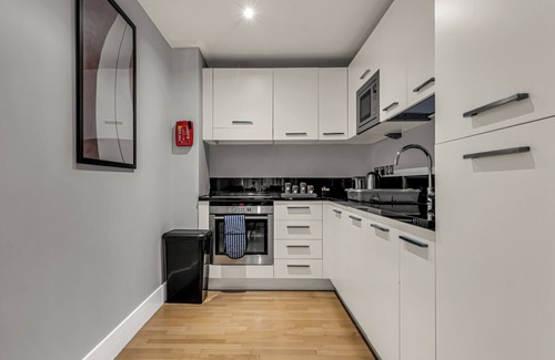 Queenhithe Apartment | Elegant One Bedroom Apt in London City near St. Paul's Blackfriars by MySquare