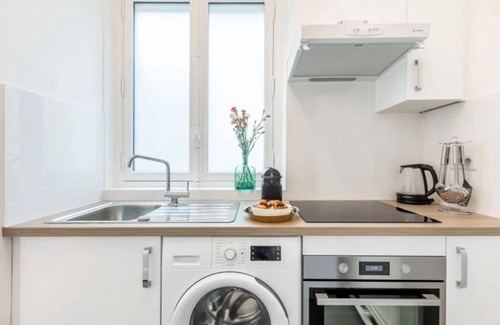 Faubourg-du-Roule Apartment | Elegant Parisian Apartment Near Arc de Triomphe