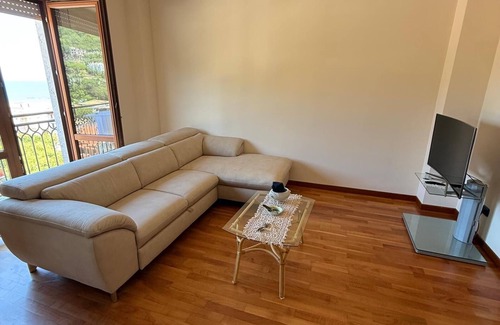 Grottammare Apartment | Elegant penthouse located in a very central area, just a few steps from the sea.